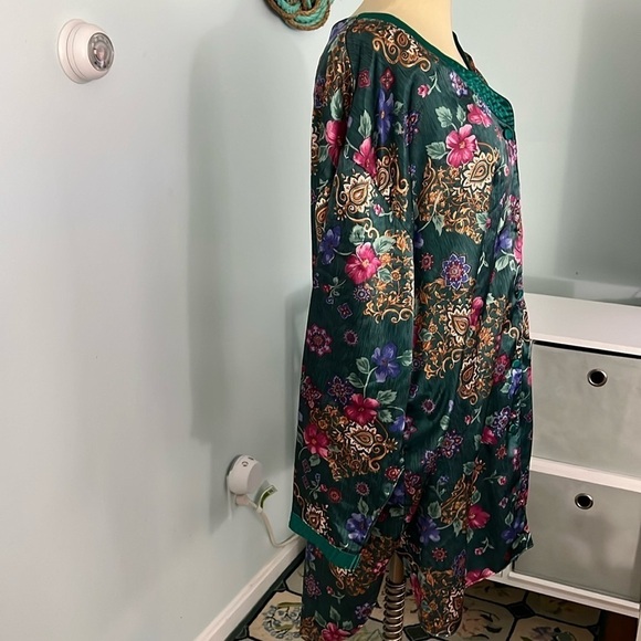 Kathryn Vintage Button Silky Satin Sleeping Shirt - Picture 3 of 6